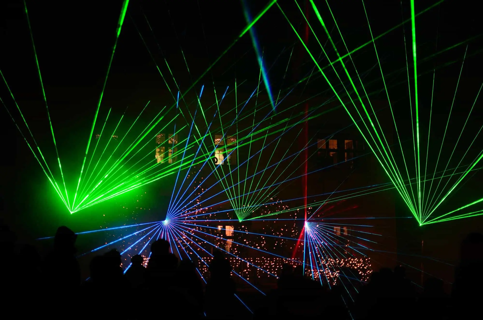 Benefits of Stage Laser Lights In Theater or Performance - Benefits of Stage Laser Lights In Theater or Performance - Vorlane