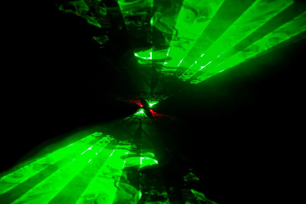 Laser Light Shows Weaving Visual Stories on Stage - Laser Light Shows: Weaving Visual Stories on Stage - Vorlane