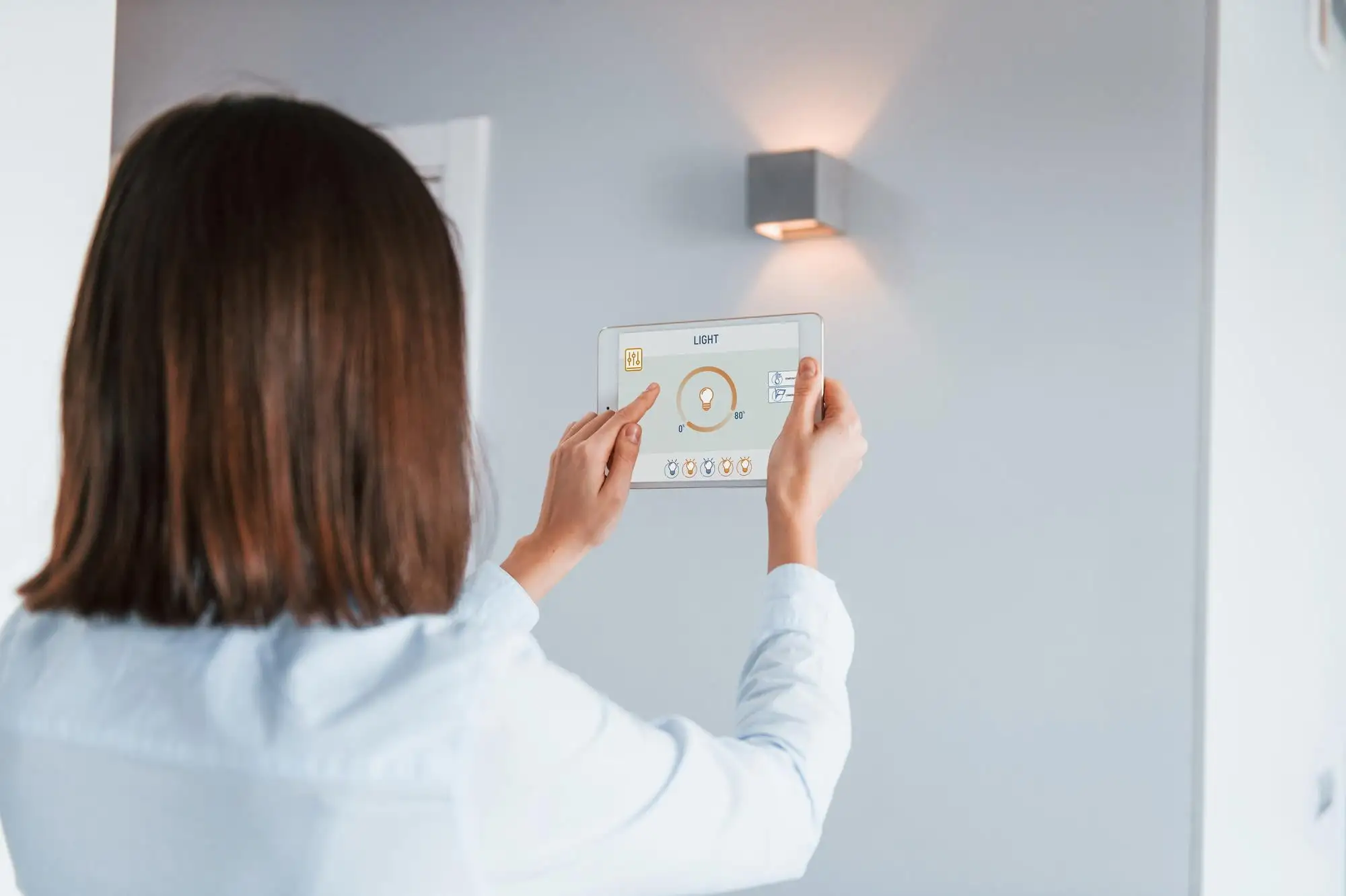 Smart Switches - A Beginner’s Guide to Understanding and Installing Smart Switches  - Vorlane